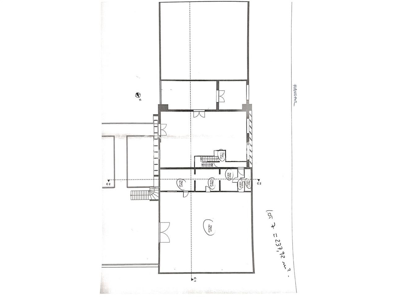 Location entrepots 400 m² non divisibles