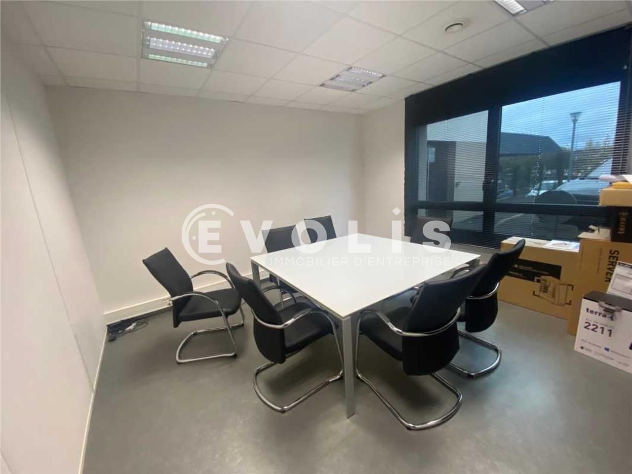 LOCATION - BUREAUX - 330.30 m²  Evolis Amiens vou