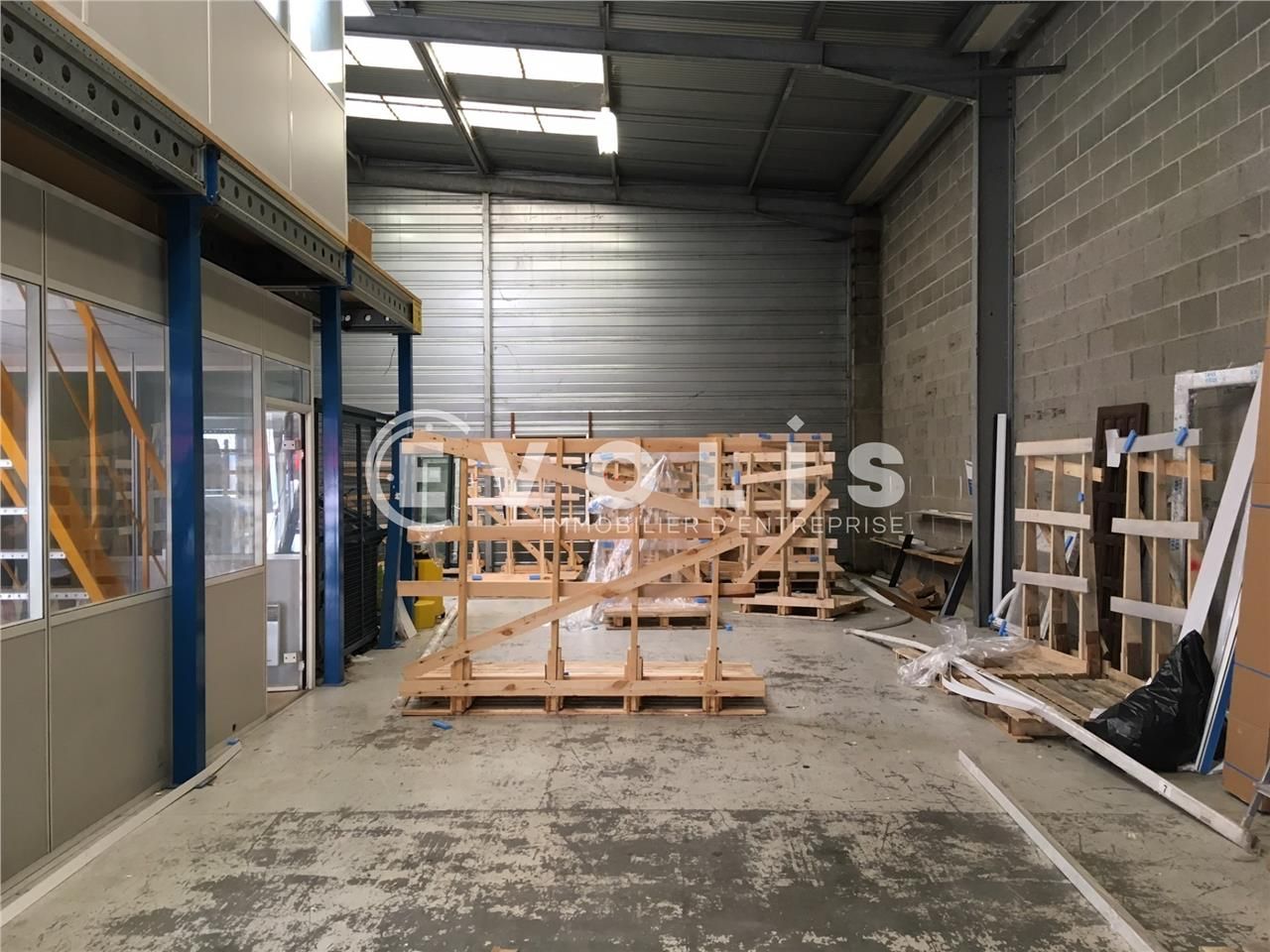 LOCATION - LOCAL D'ACTIVITE - 250 m²  Evolis Amie