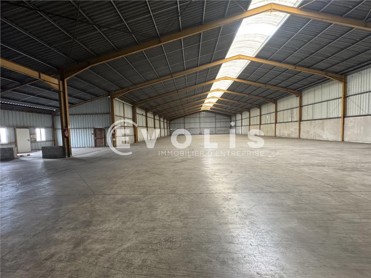 LOCATION - LOCAL D'ACTIVITE - 4 000 m²  Evolis Am