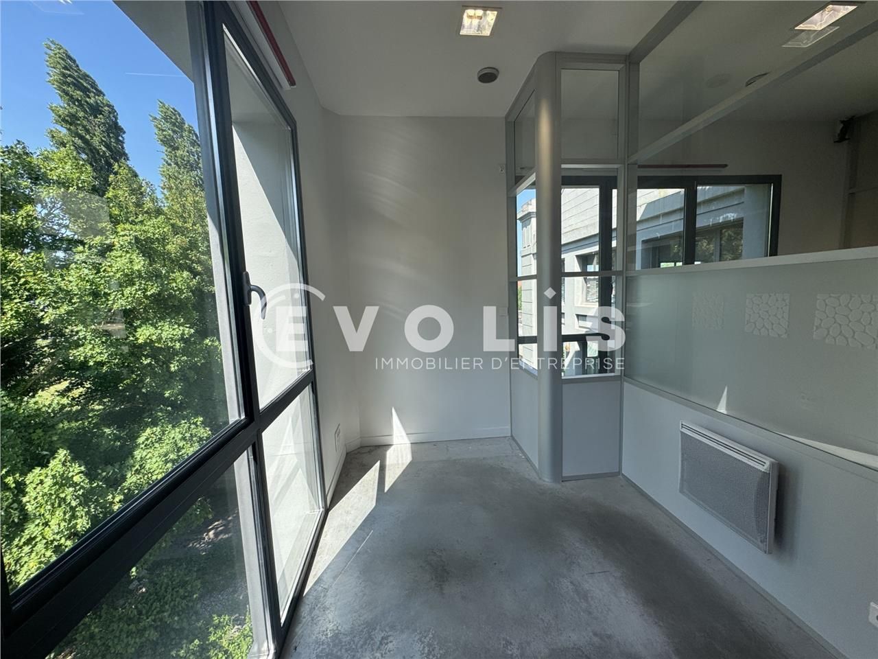 LOATION - BUREAUX - 94 m² Evolis Amiens vous pro