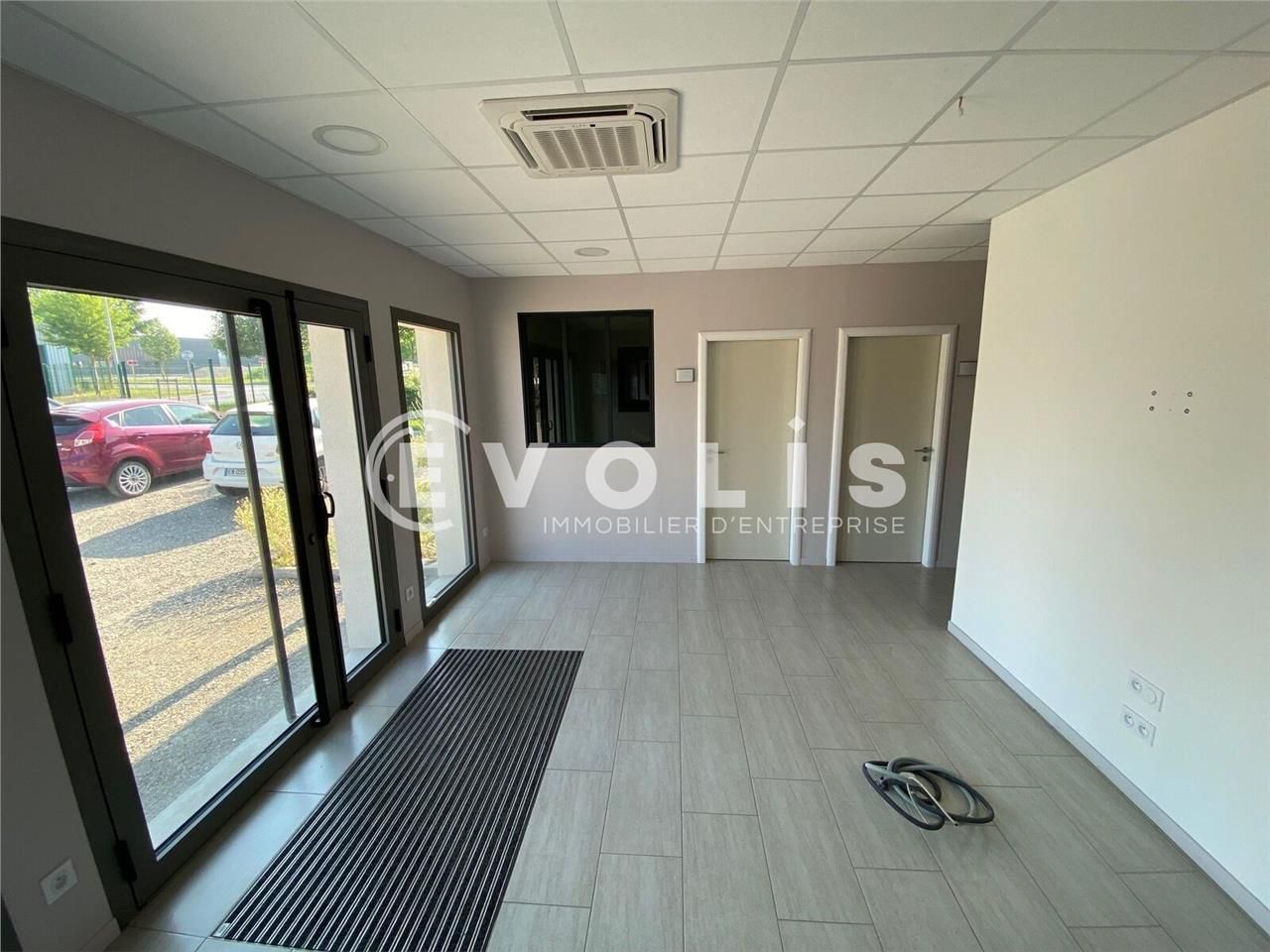 LOCATION - LOCAL D'ACTIVITE -540 m² environ, divi