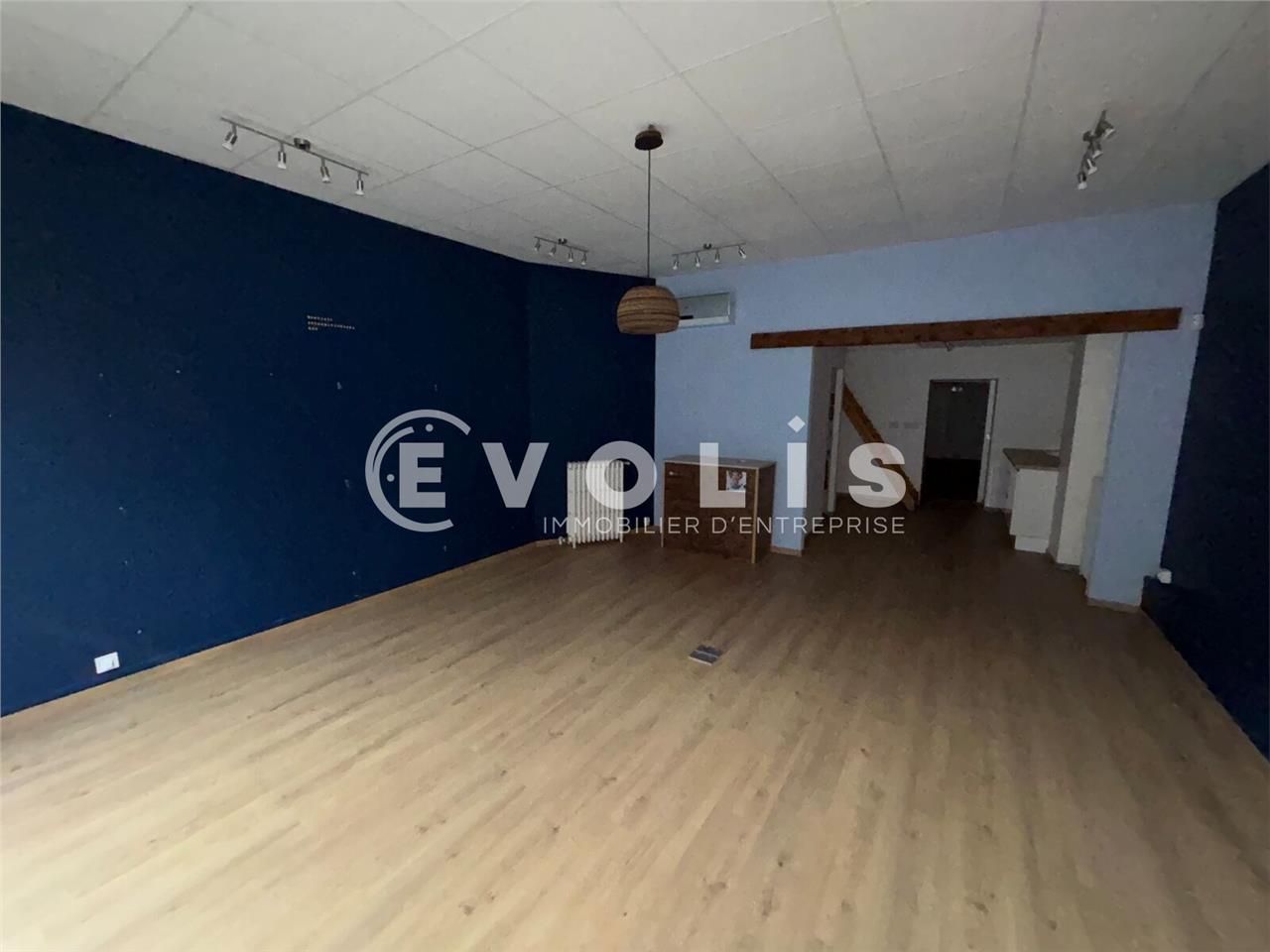 LOCATION - LOCAL COMMERCIAL - 60 m² environ  Evol