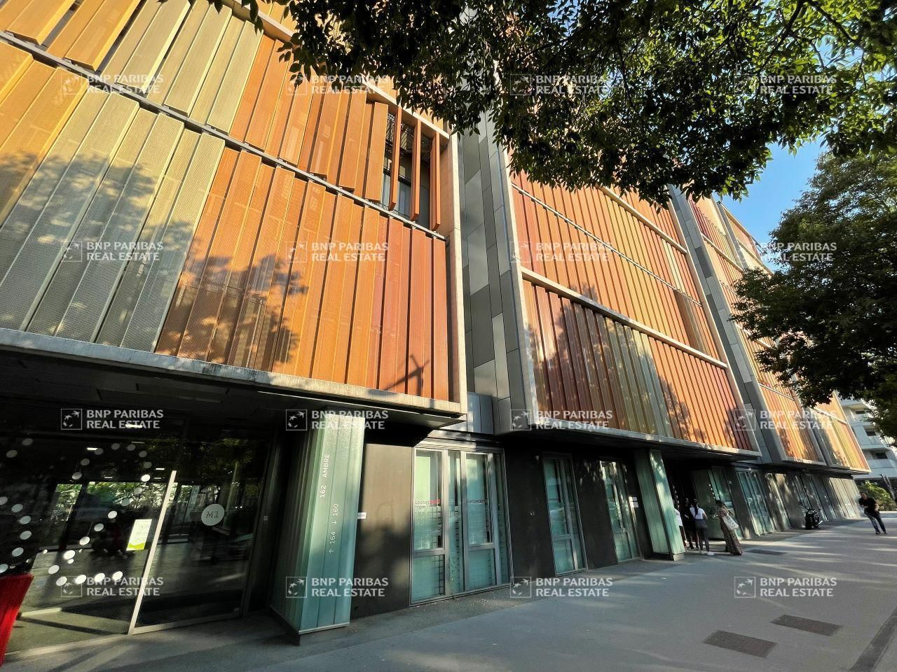 1909 m² pour ce bureaux en location à Lyon