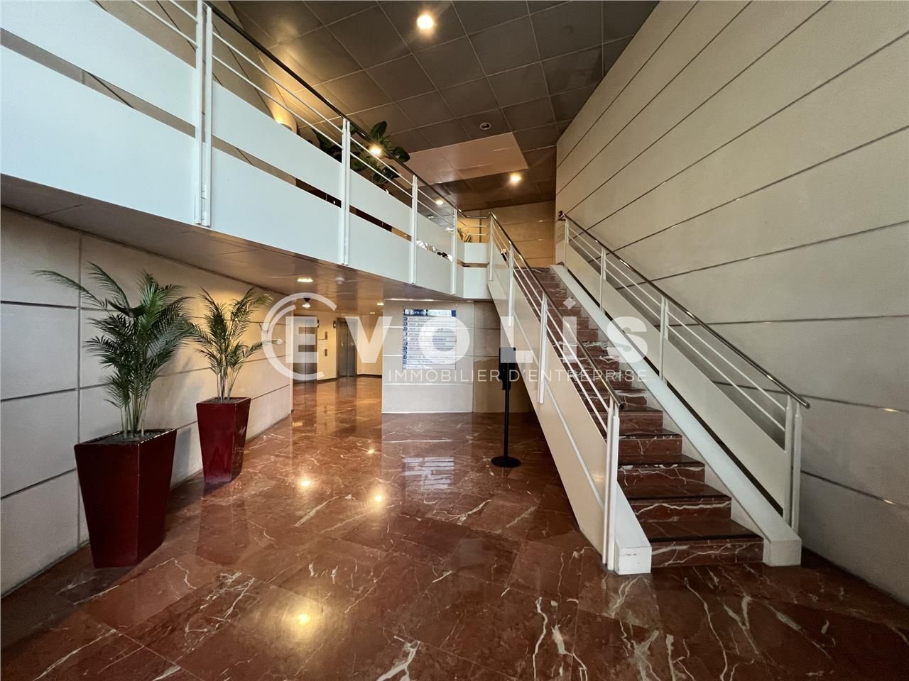 À la recherche de bureaux à louer à NOISY LE GRAN