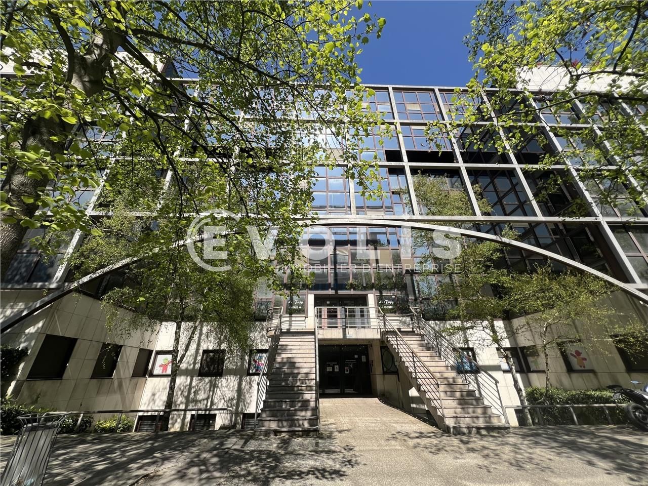 Au sein du quartier d'affaires de Noisy-le-Grand,