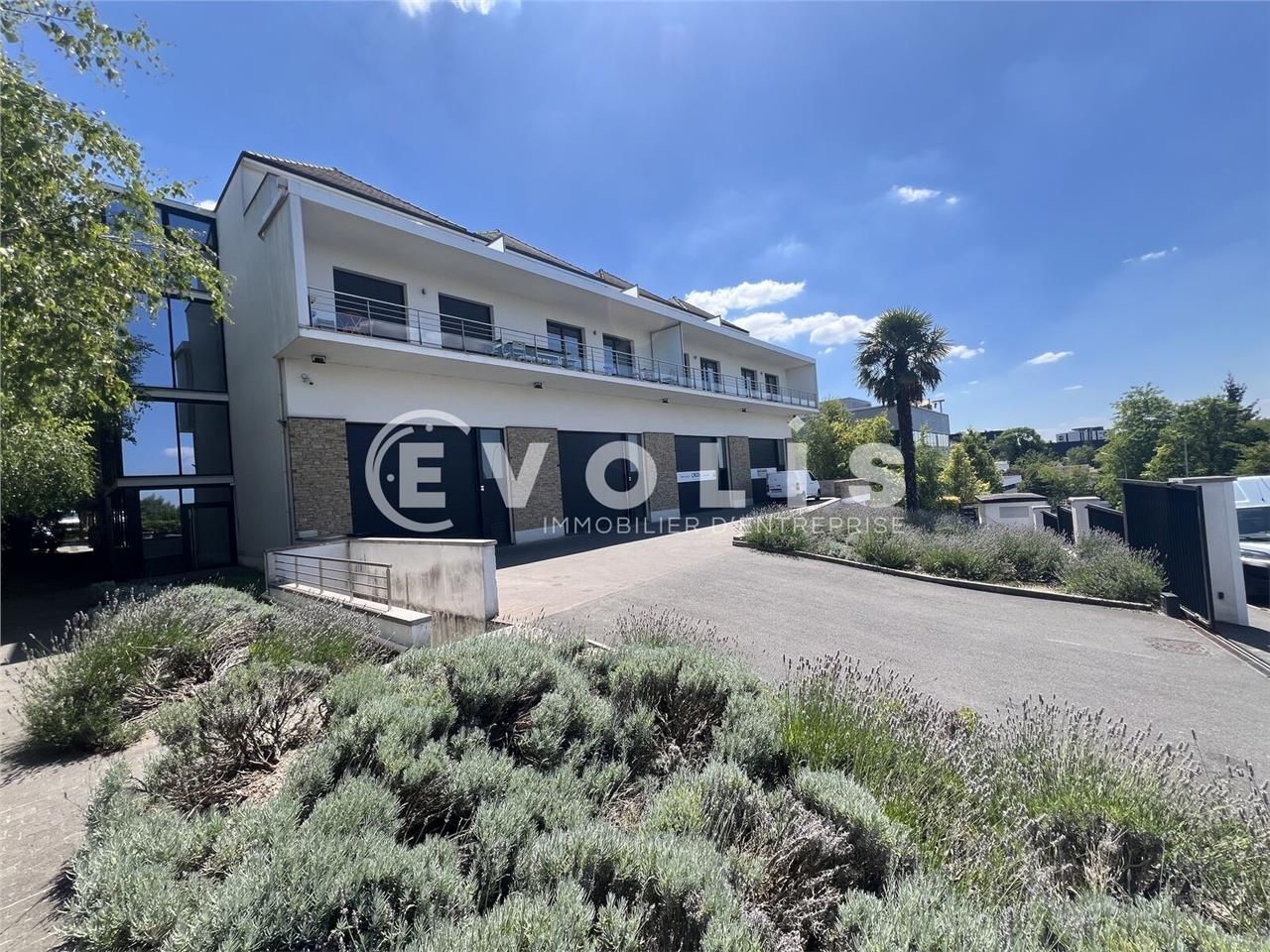 Idéalement situé dans une zone en plein essor, au