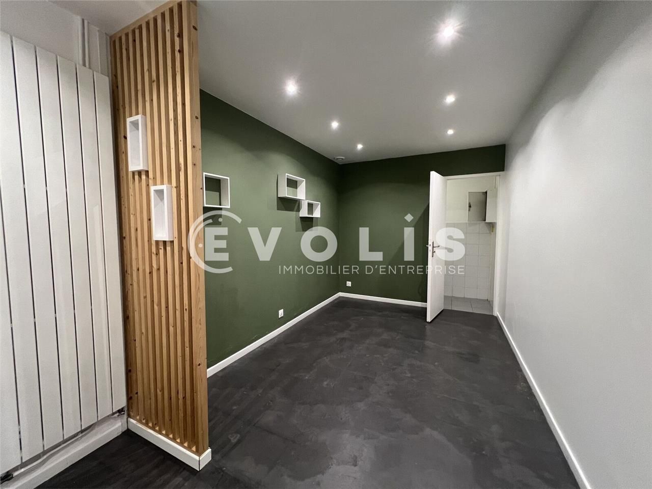 Situé au centre-ville de Joinville-le-Pont, ce lo