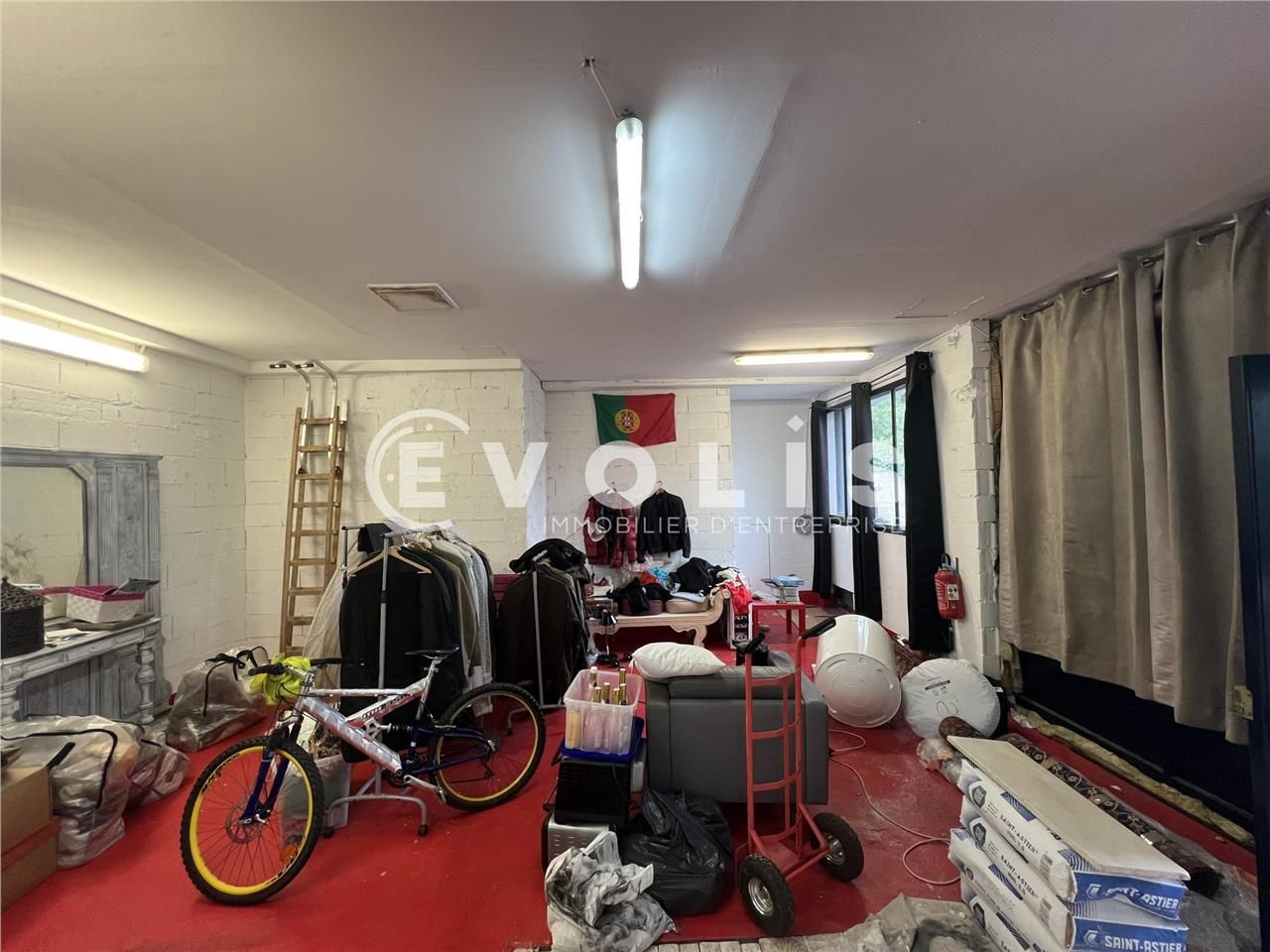 Idéalement situé dans un quartier résidentiel cal