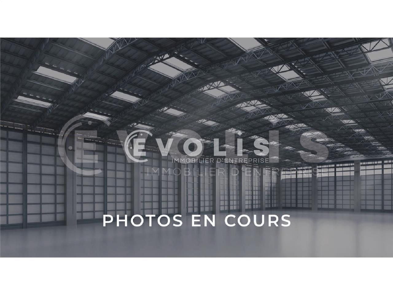 Situés à proximité immédiate de la jonction de la