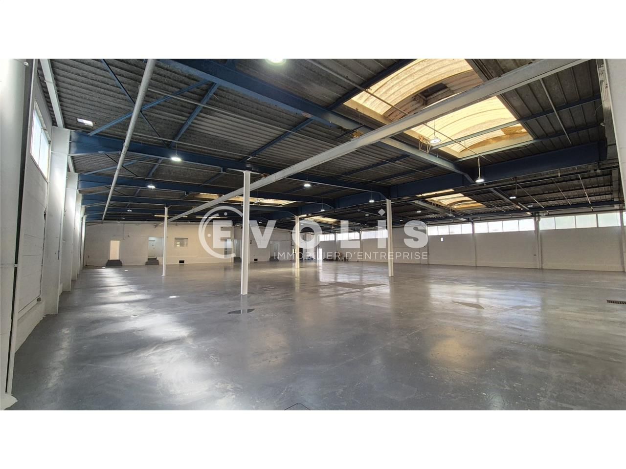 À LOUER - ENTREPÔT / LOCAL D'ACTIVITÉS - MEAUX (7