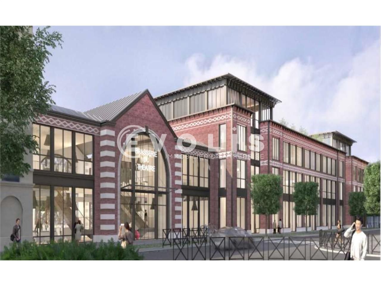 À Serris, au pied du centre commercial Val d'Euro