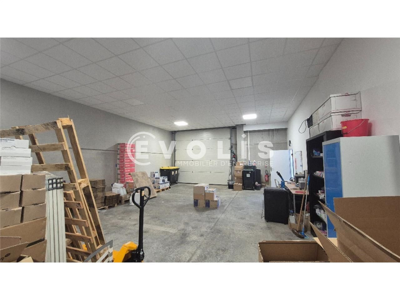 À louer - Locaux d'activité mixtes de 209 m² à Se