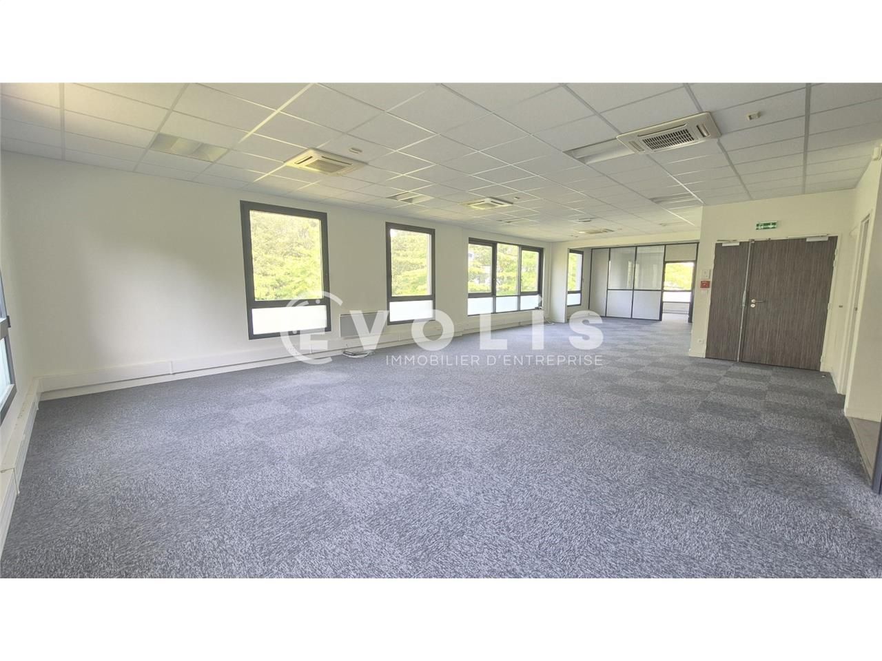 À proximité immédiate de l'autoroute A4, EVOLIS v