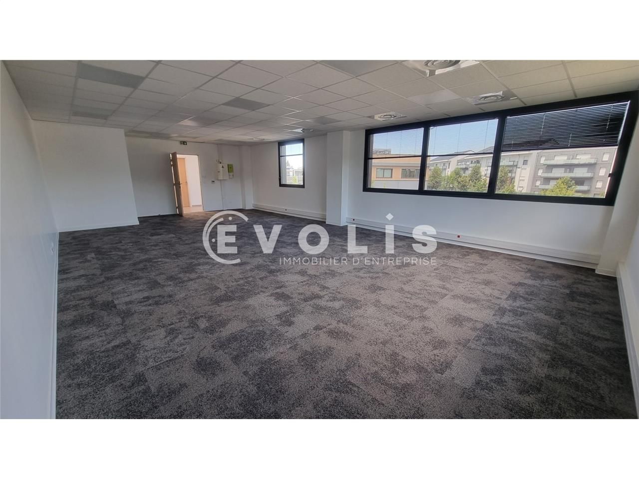 Situé à Serris, au coeur du Parc International d'