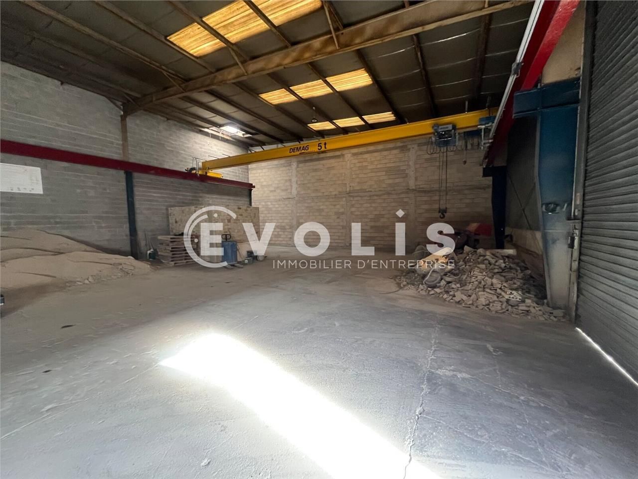 Situé au coeur de la ZI d'Ozoir la Ferrière, EVOL