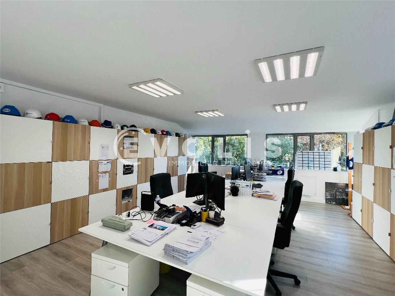 Au coeur de la Cité Descartes, à proximité immédi