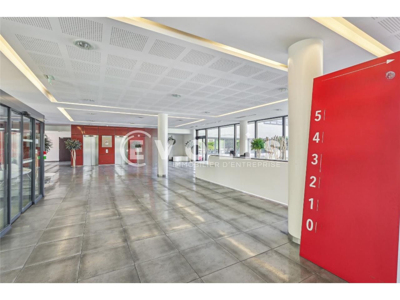 Nichée au coeur d'un quartier en pleine effervesc