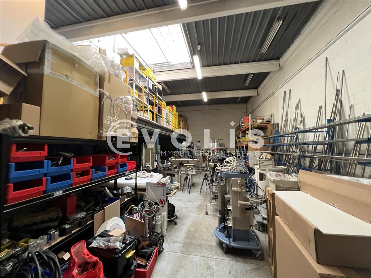 A proximité immédiate de la jonction entre la Fra