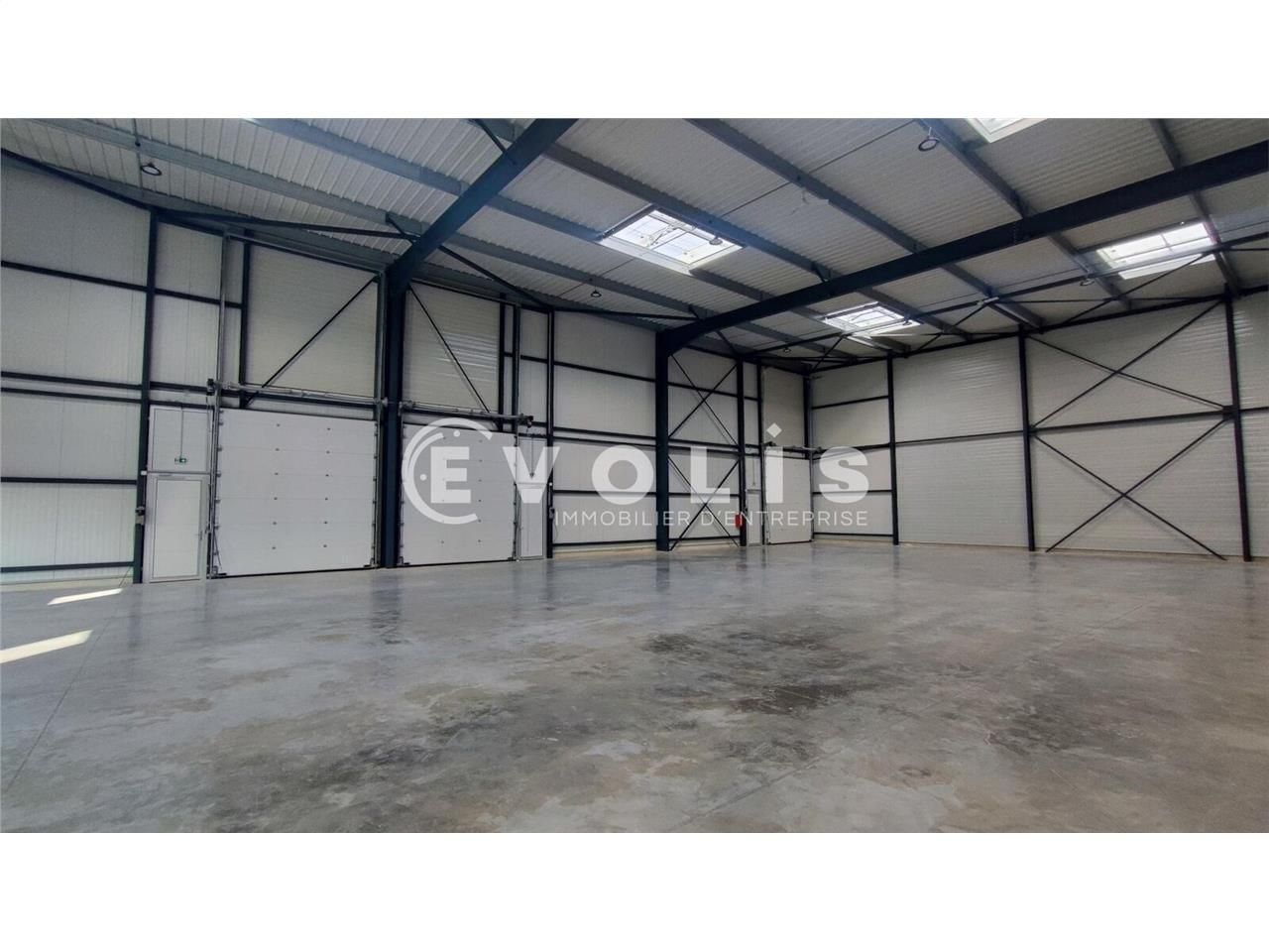 EVOLIS propose un local d'activité de 1 200 m² à