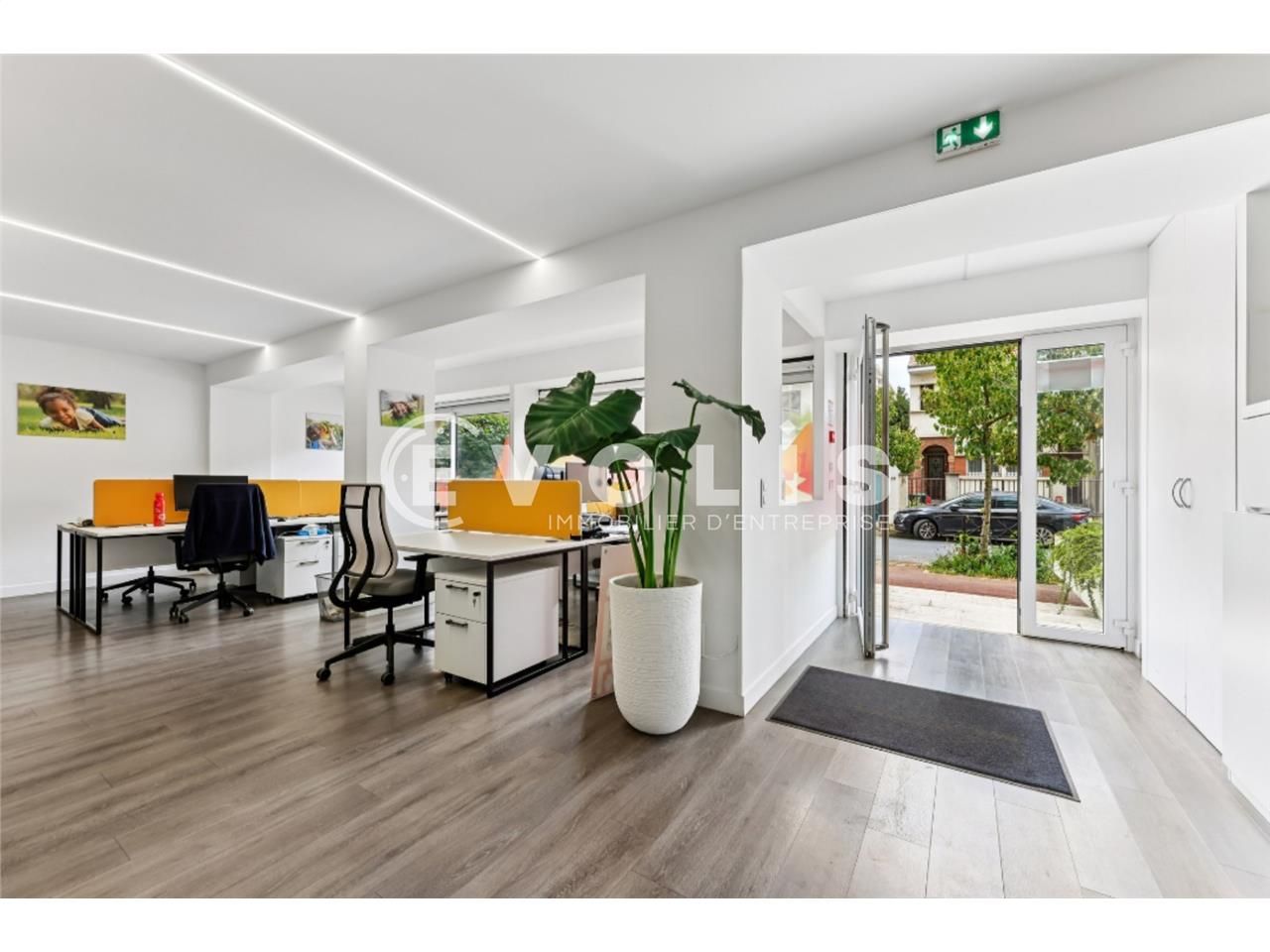 Nichée au coeur d'un quartier paisible et prisé d