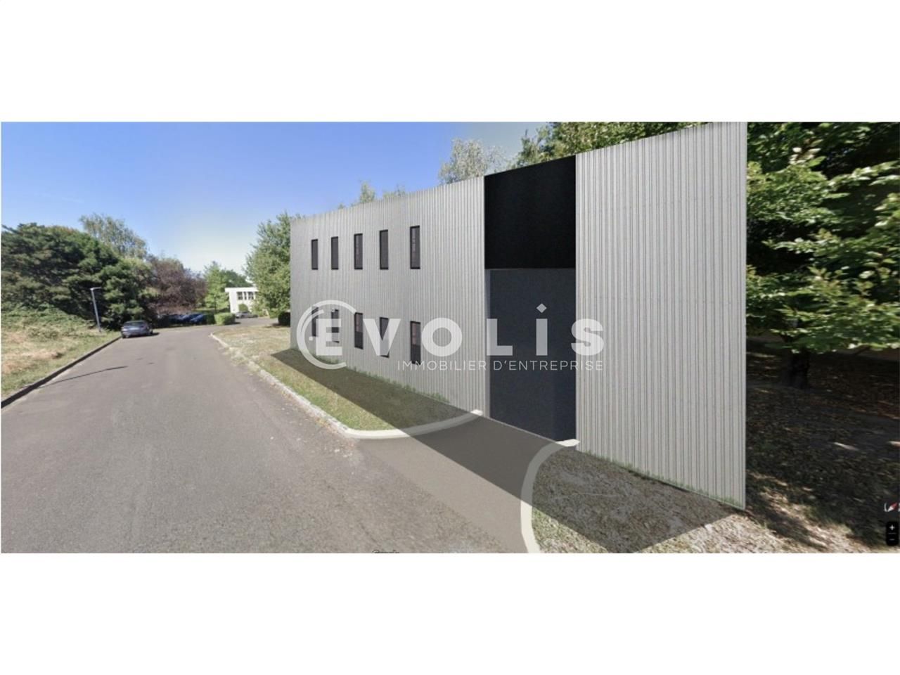 À proximité immédiate de la jonction A4 / Francil