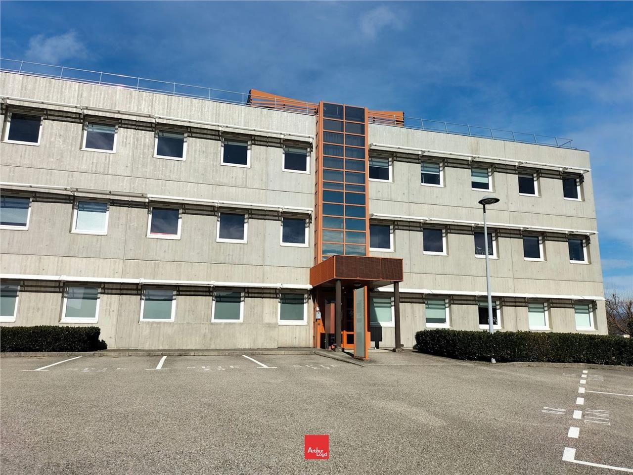 Parfaitement située et facilement accessible, au 