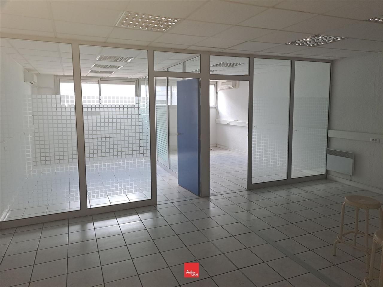 Située sur Grenoble, dans la zone d'activité de B