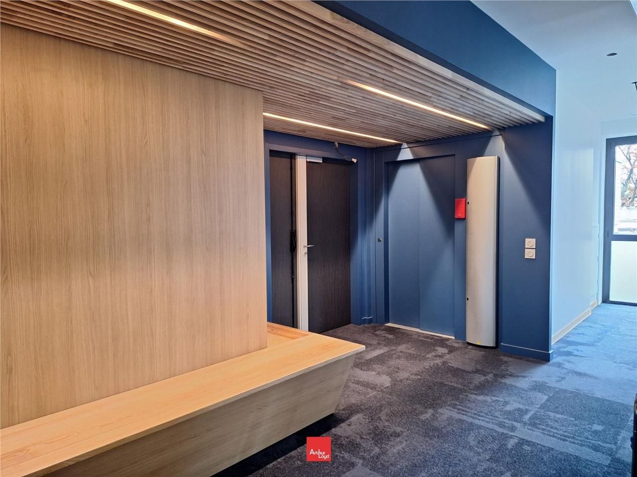 Idéalement située au sein d'Inovallée, sur la com