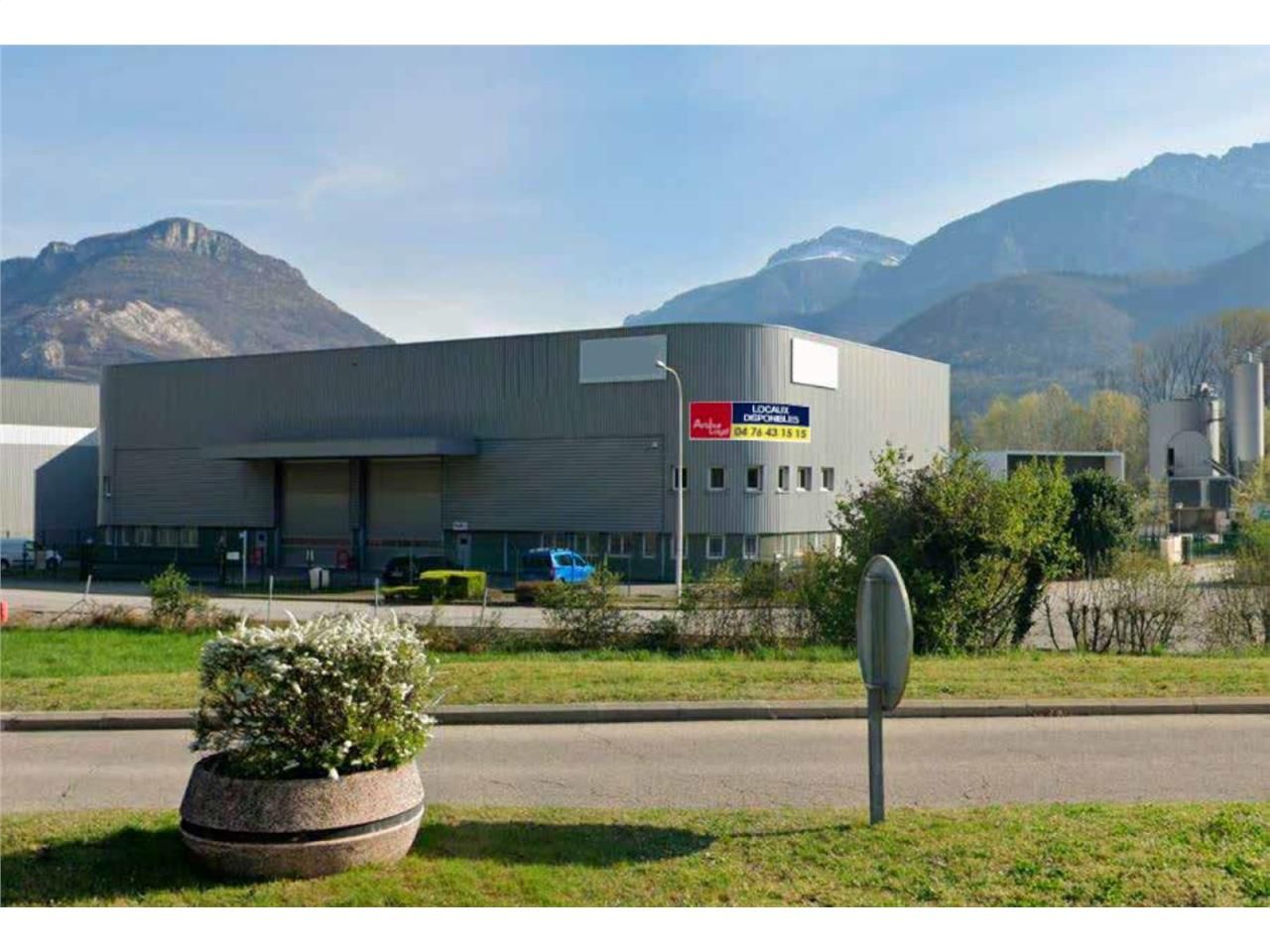 ARTHUR LOYD vous propose ce bâtiment de stockage 