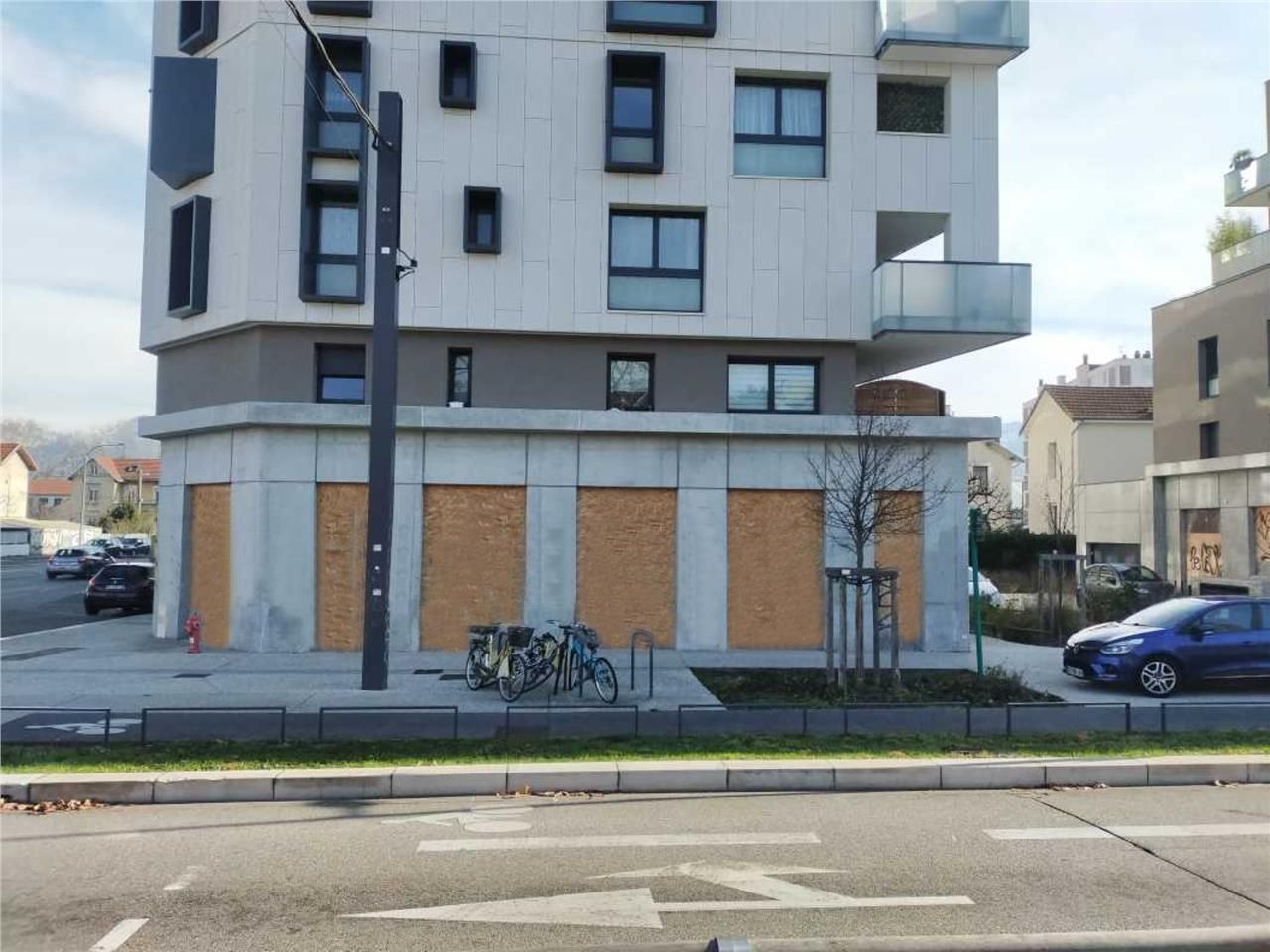 Au coeur de Grenoble, sur les grands boulevards, 