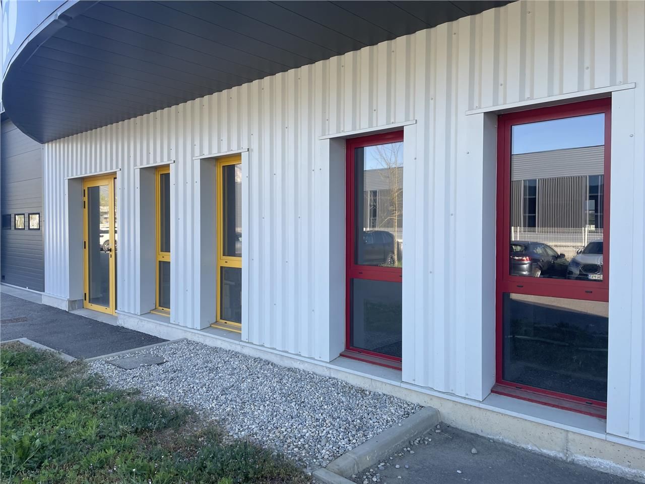 Sur la zone d'activité de la Grande Ile, très qua