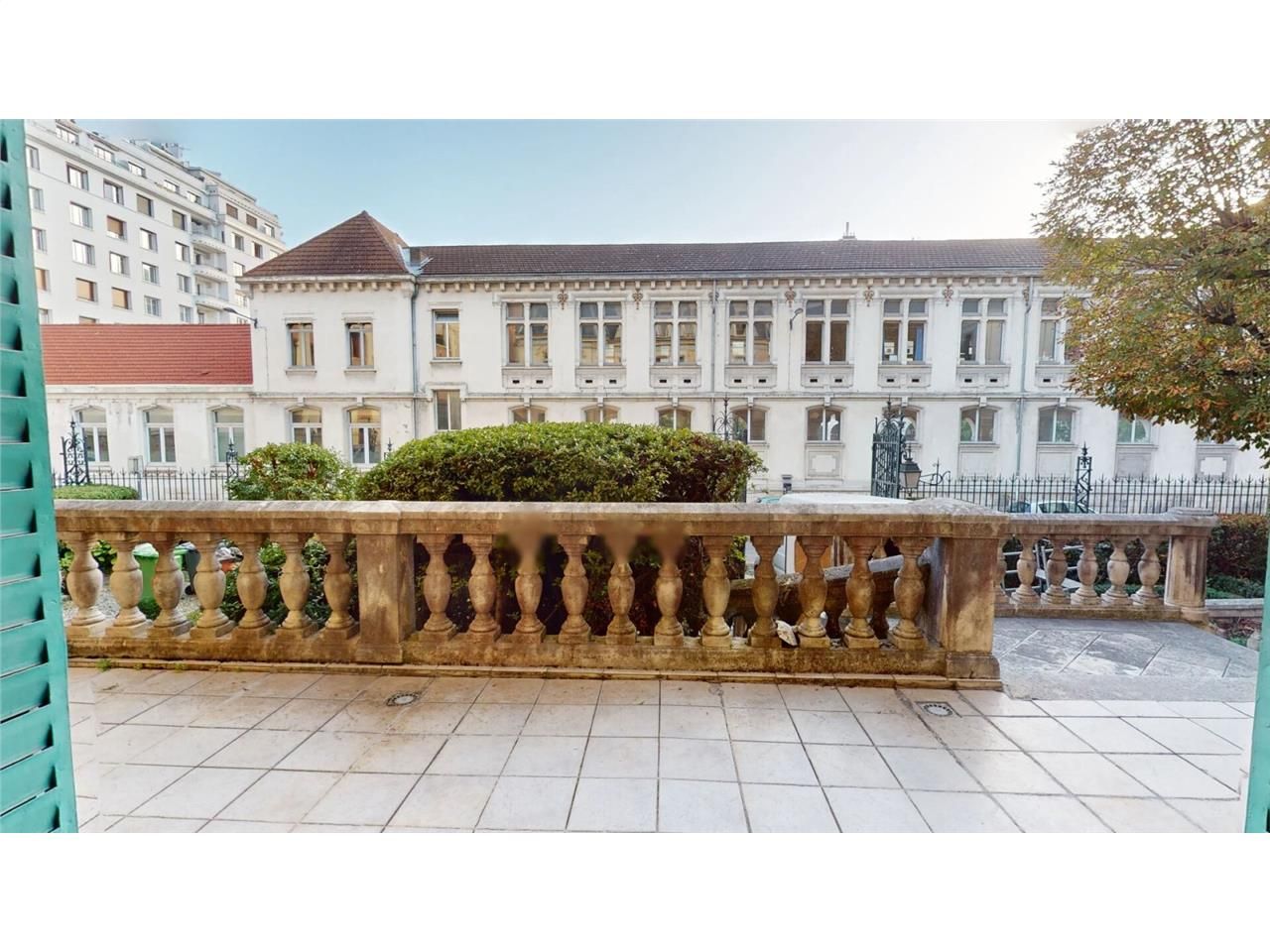 Arthur Loyd Grenoble vous propose à la location,