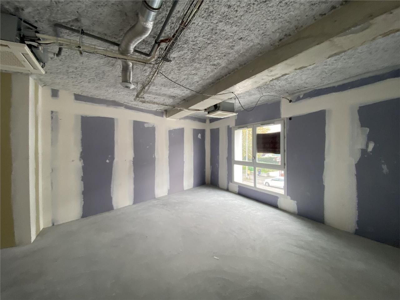 Bureaux de 225 m² divisibles à partir de 63 m² à 