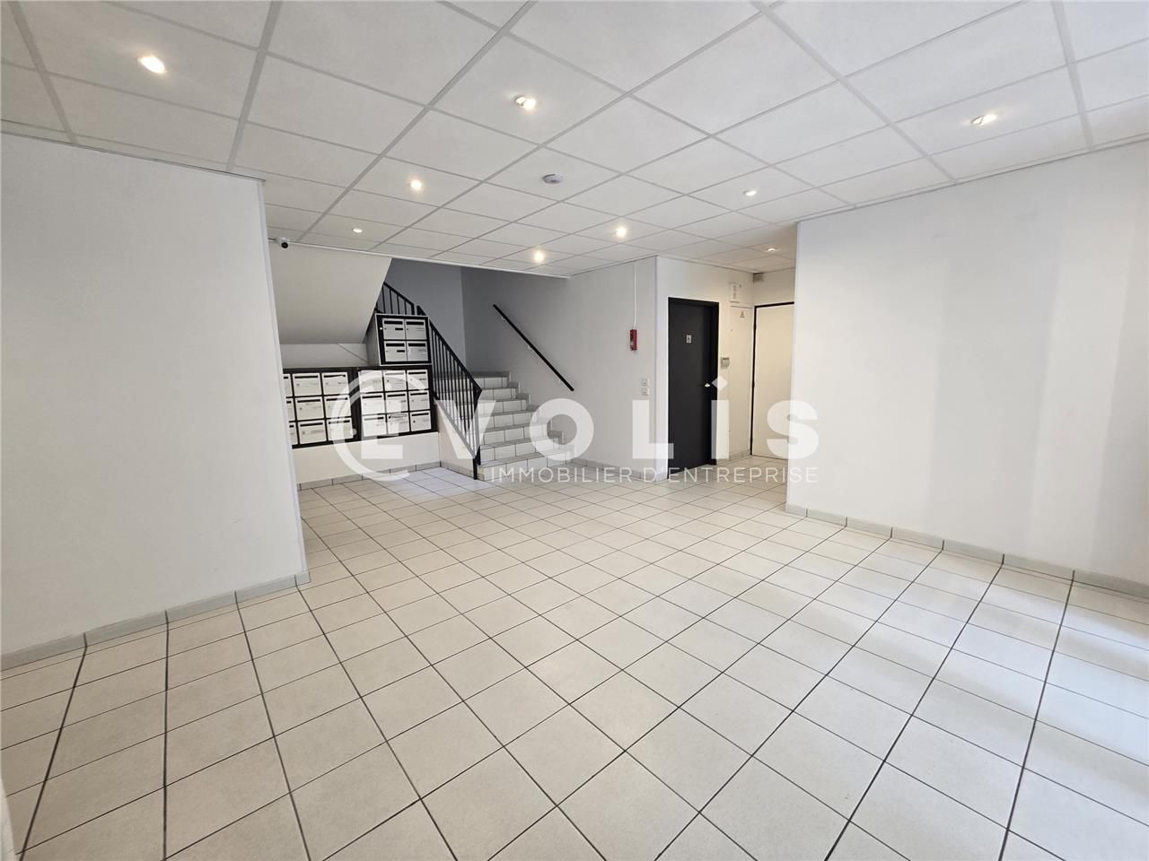 Idéalement positionné à un carrefour stratégique,