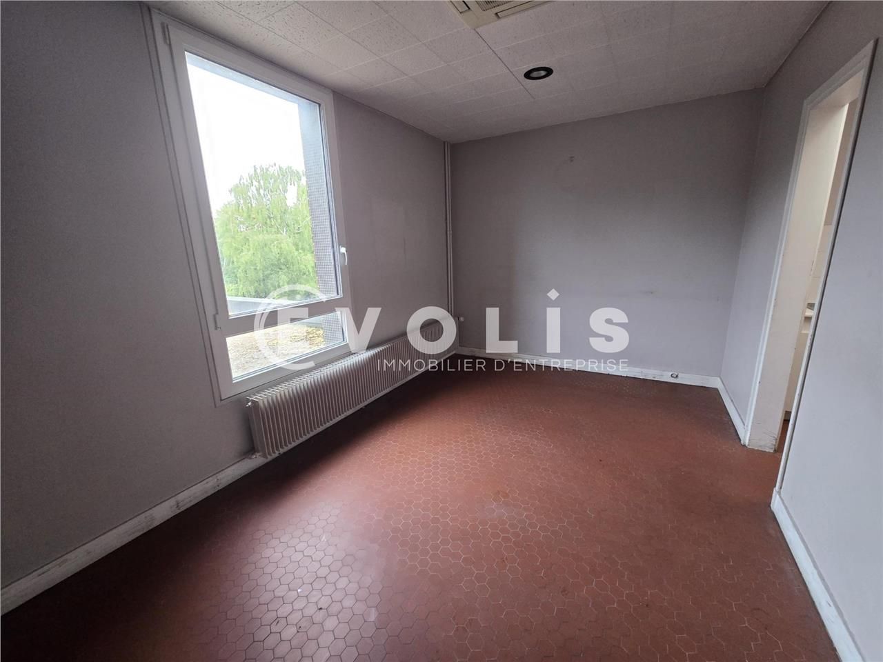 À la recherche de bureaux à louer à Igny ? Ne che