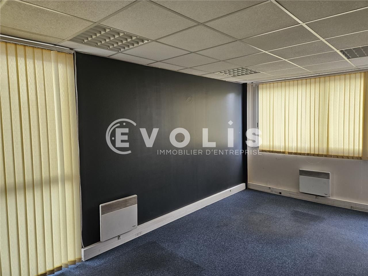 Locaux d'activité de 515 m² non divisibles à loue