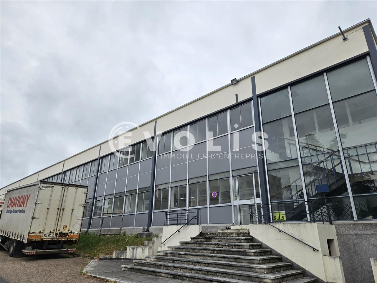 À la recherche de locaux d'activité à VILLEBON SU