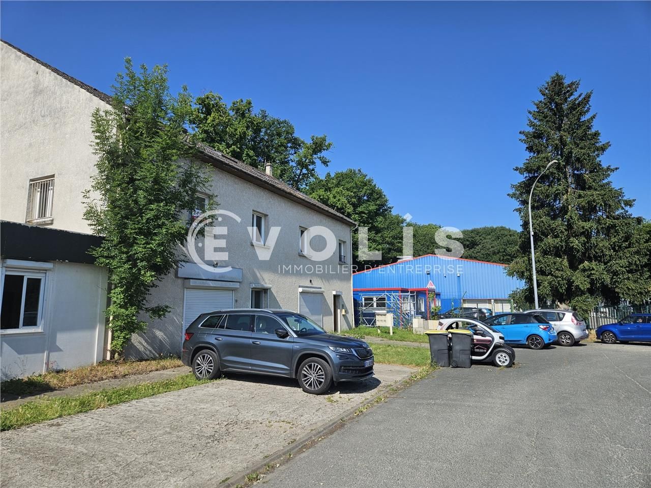 À seulement 15 minutes de l'autoroute A10, au coe