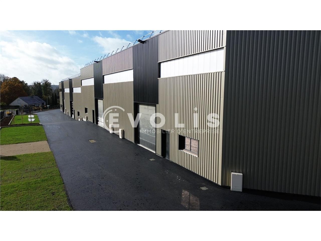EVOLIS vous propose un local d'activités de 302 m