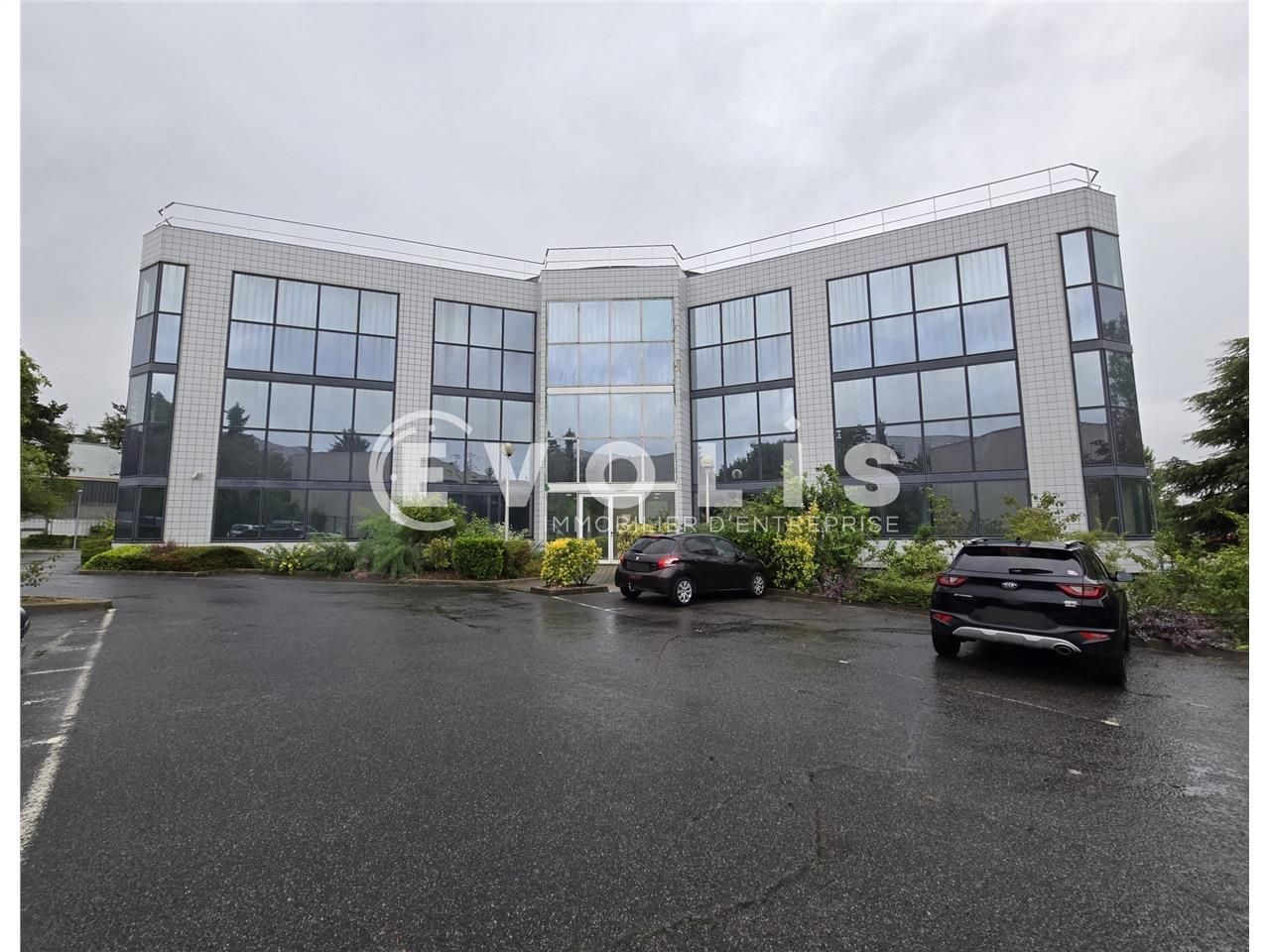 À la recherche de bureaux à Palaiseau ? Ne cherch