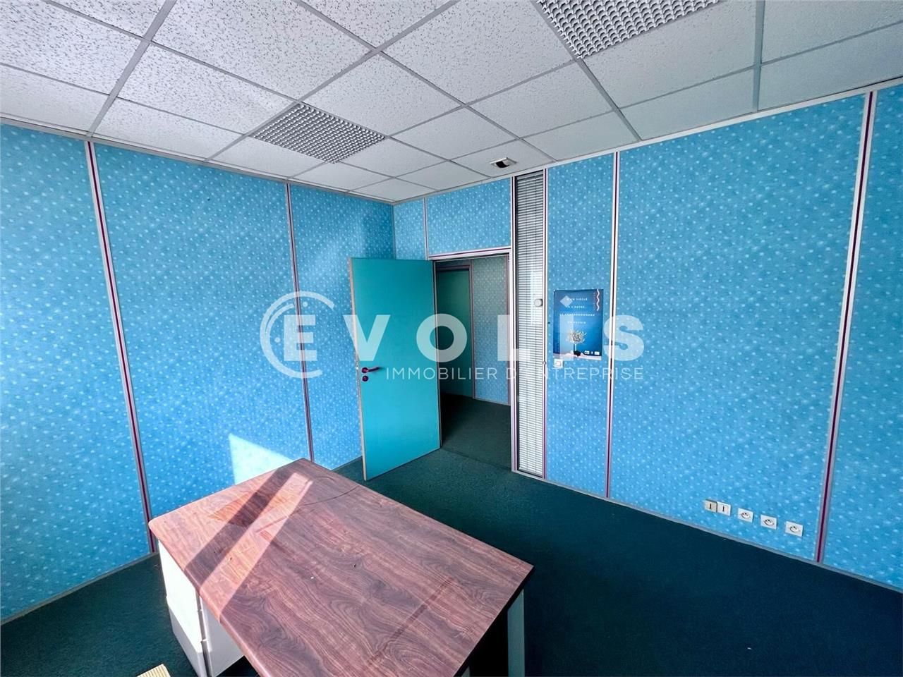 EVOLIS vous propose des bureaux de 300 m² à vendr