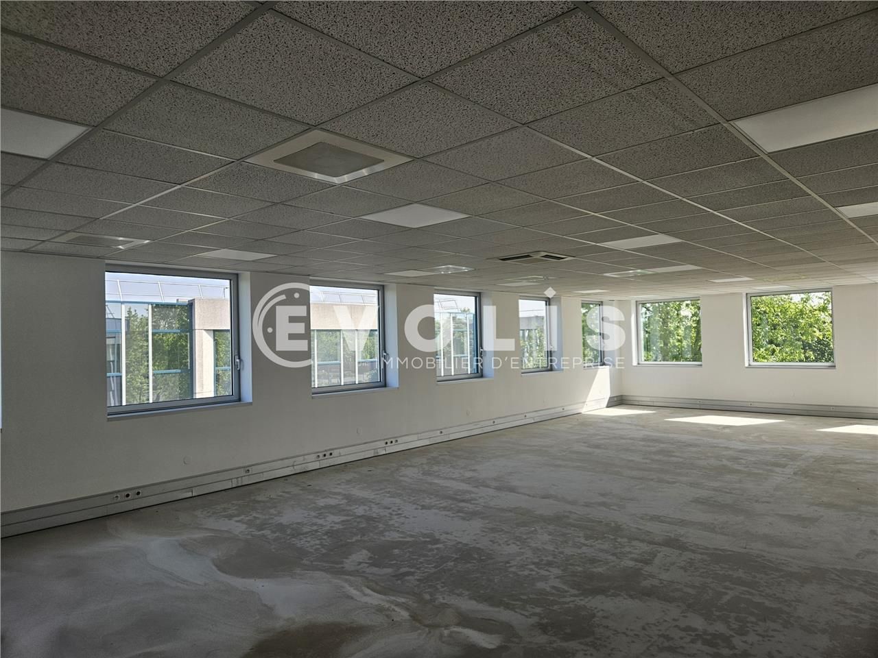 Bureaux modernes à louer à VILLEBON SUR YVETTE, o