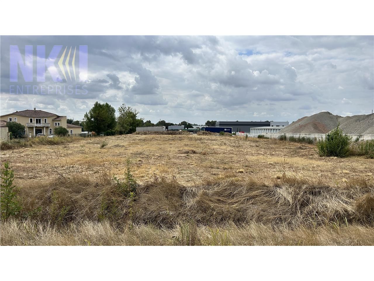 Vente Terrains 10590 m² non divisibles