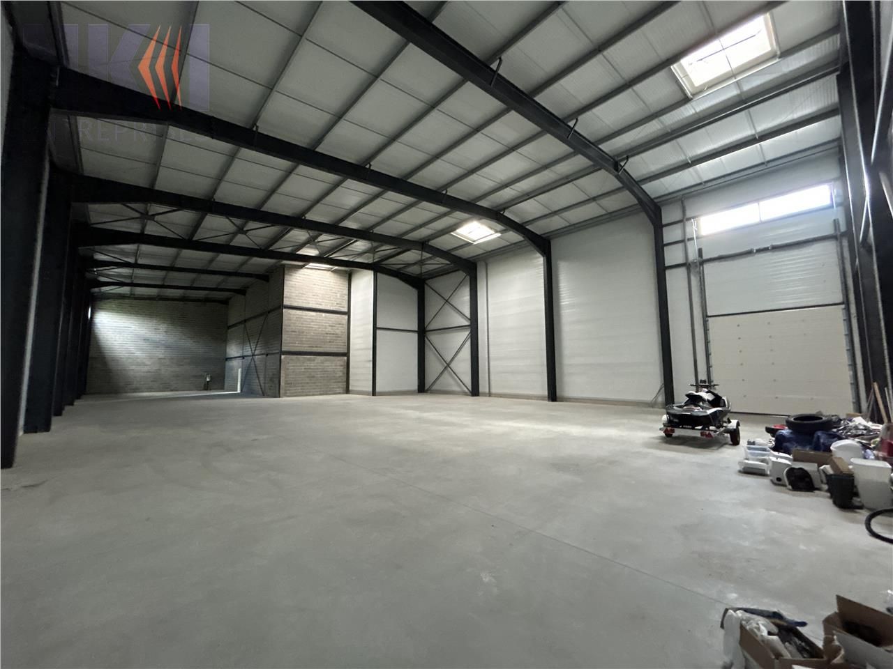 886 m² pour ce loc en vente à Bouloc