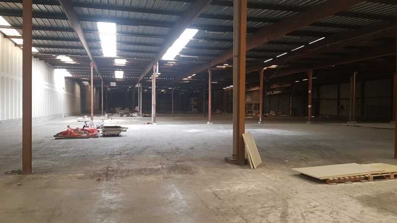 Dans la Zone Industrielle Eygreteau à Coutras, à 