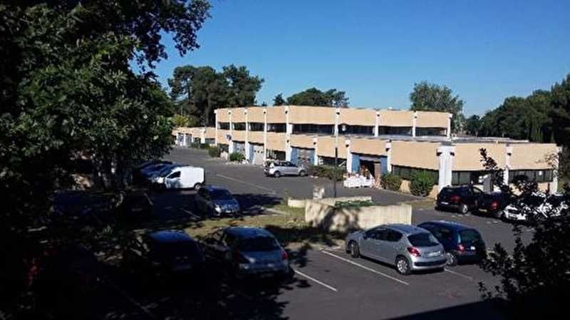 Au coeur du parc tertiaire Cadéra Sud à Mérignac,