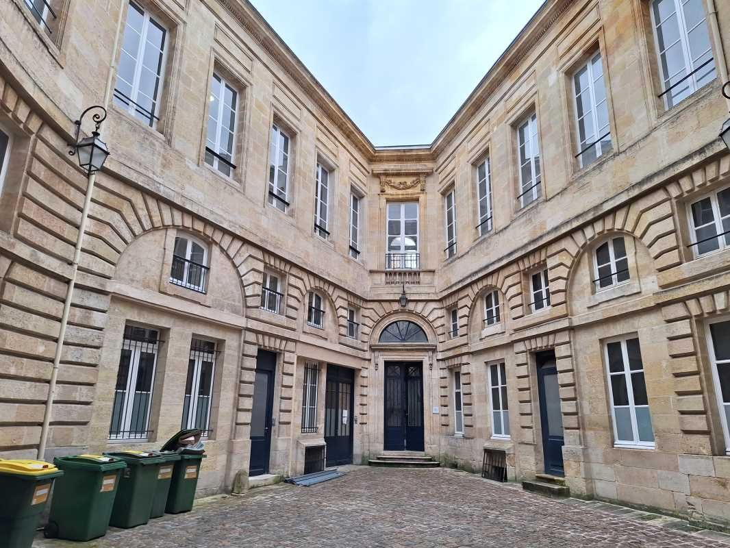 Au sein du triangle d'or de Bordeaux, RCG vous pr