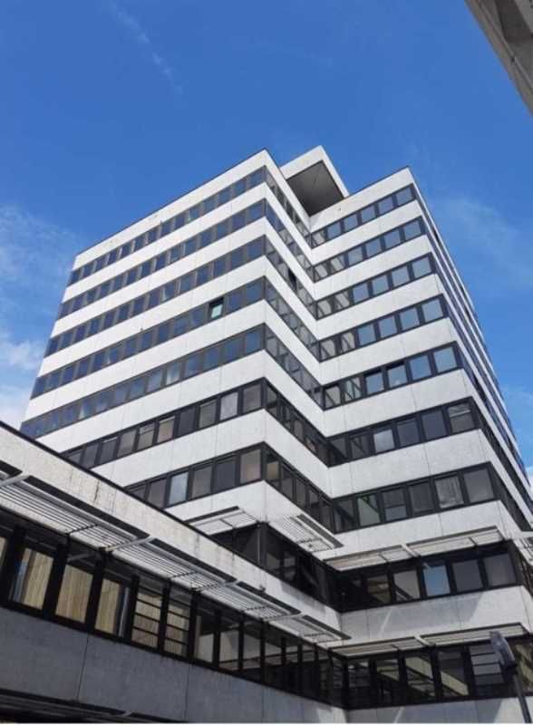 Au sein d'un IGH au coeur de Mériadeck, à proximi