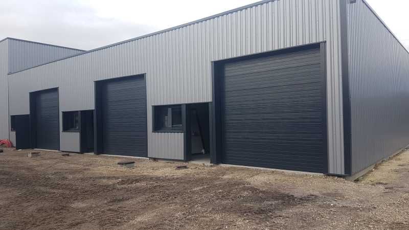 Au sein de la zone d'activités EUROMEDOC à Saint-